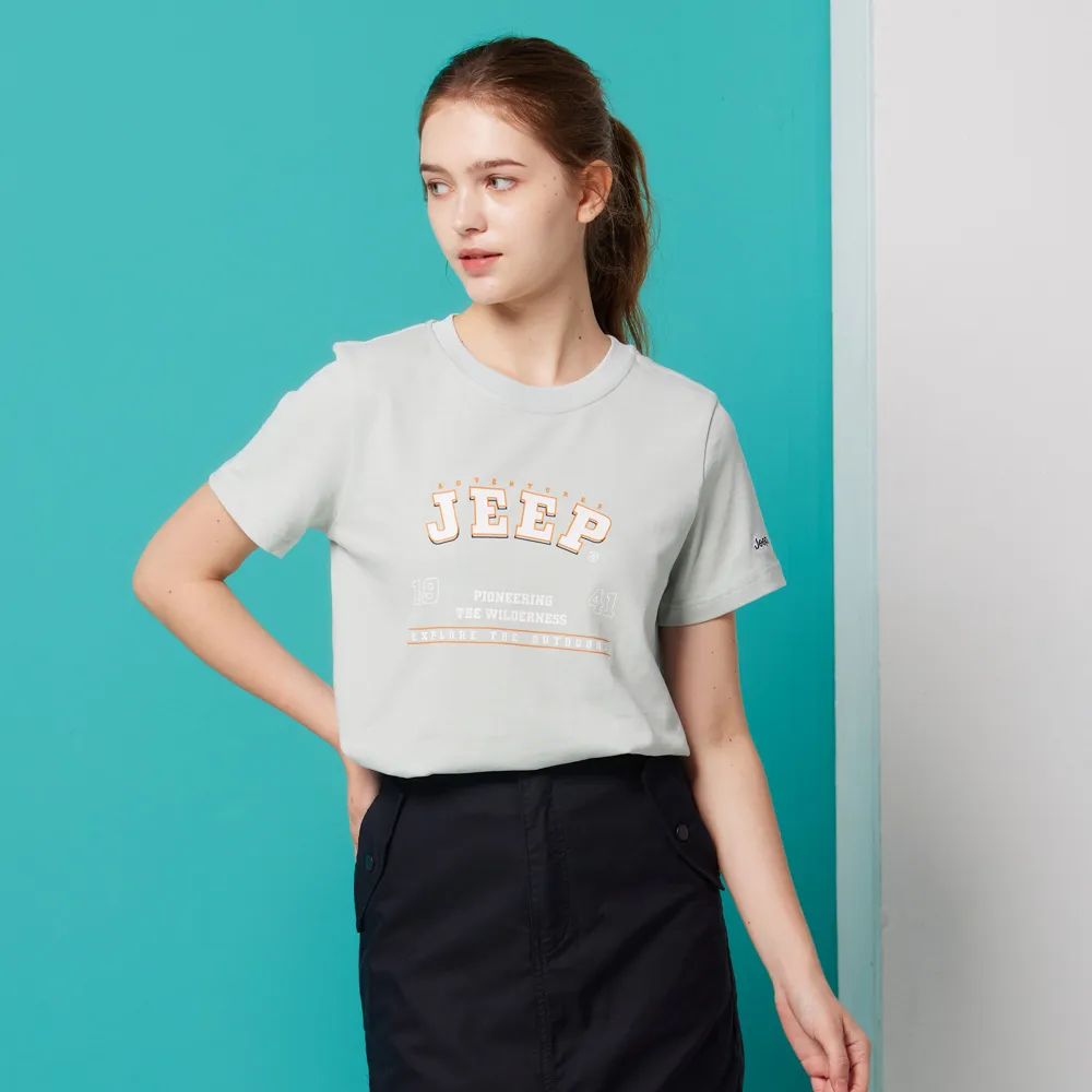 【JEEP】女裝 跳色品牌文字LOGO短袖T恤(灰藍)