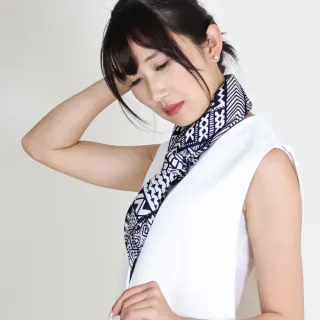 【BANNIES】深藍 尼泊爾手染拓印蠶絲方巾(親膚 蠶絲 領巾 絲巾)