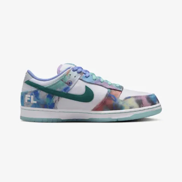 【NIKE 耐吉】Futura Laboratories x Nike SB Dunk Low 白藍塗鴉 HF6061-400(男鞋 休閒鞋)