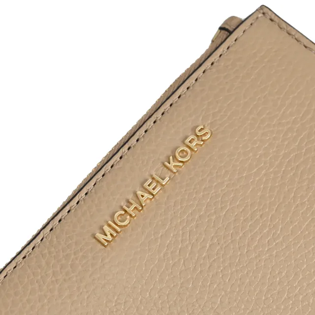 【Michael Kors】簡約LOGO荔枝皮革信用卡證件手提式鑰匙零錢包(駝色)