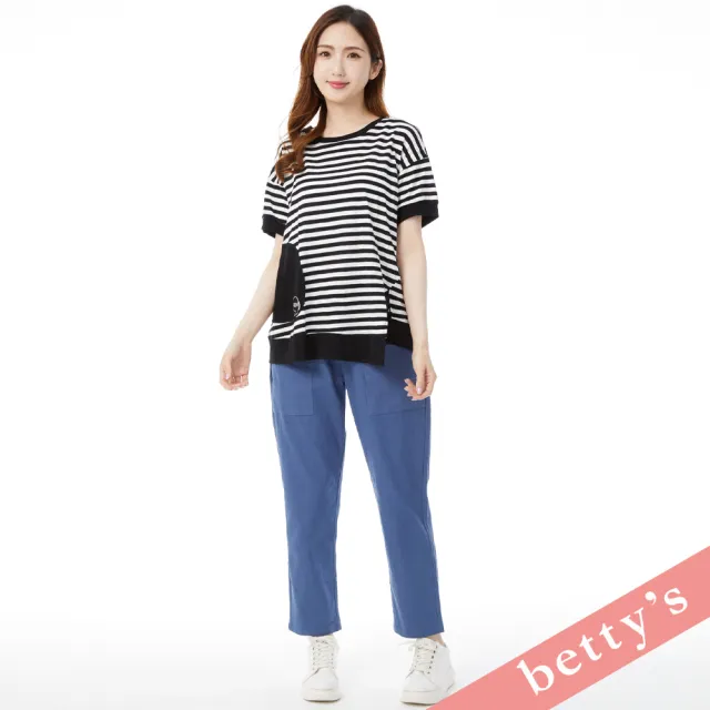 【betty’s 貝蒂思】經典條紋側開衩口袋T-shirt(黑色)