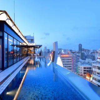 【喜鴻假期】【沖繩自由行４日】水之都那霸飯店、飯店自助早餐、無邊際透明泳池、搭乘長榮航空