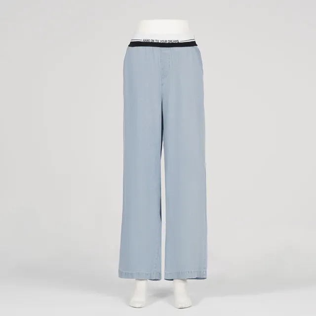 【MOMA】運動織帶天絲牛仔寬褲(淺藍色)