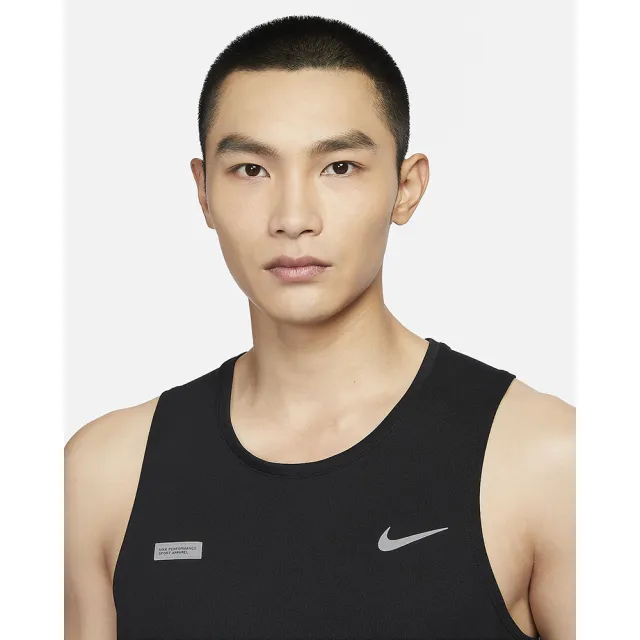 【NIKE 耐吉】背心上衣 運動 休閒 無袖 男 AS M NK FLASH MILER TANK 黑色(FN3987010)