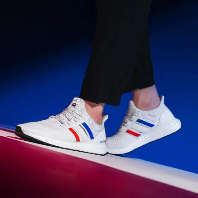 【adidas 愛迪達】Ultraboost 1.0 Taipei 男女 慢跑鞋 台北城市跑鞋 緩震 白藍紅(JS0307)