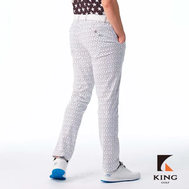 【KING GOLF】實體同步款-男款素色滿版斜格紋線條印花修身彈性休閒長褲/高爾夫球長褲(白色)