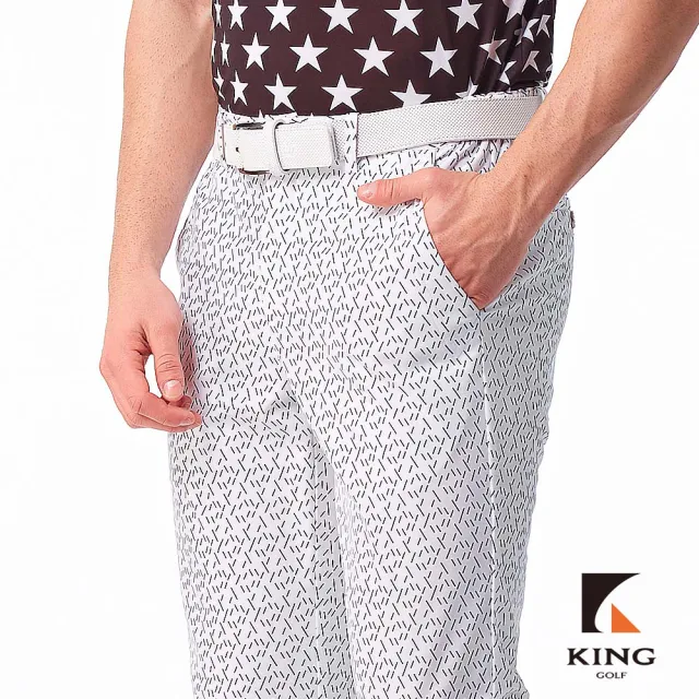 【KING GOLF】實體同步款-男款素色滿版斜格紋線條印花修身彈性休閒長褲/高爾夫球長褲(白色)