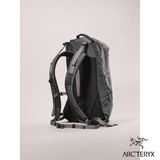 【Arcteryx 始祖鳥官方直營】Arro 22L 多功能背包(烏雲灰)