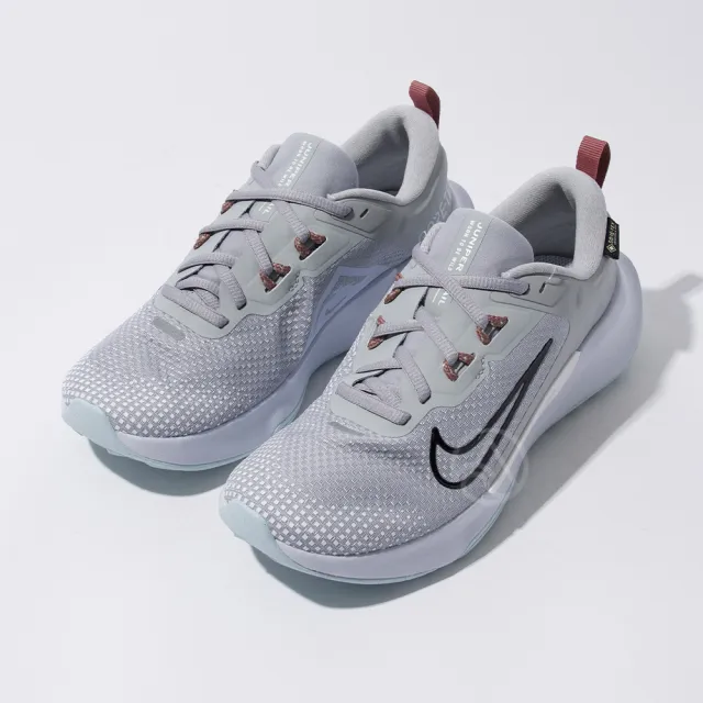 【NIKE 耐吉】Wmns Juniper Trail 2 GTX 女鞋 淺煙灰色 防水 跑步 訓練 慢跑鞋 FB2065-005