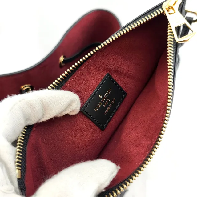 【Louis Vuitton 路易威登】米色Monogram花紋黑色牛皮斜背束口水桶包(展示品)
