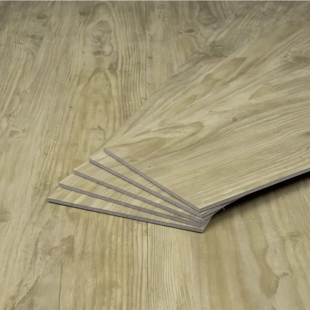 【樂嫚妮】0.7坪/韓國製免膠地板仿木紋加大款(免膠地板、無痕地板、塑膠地板、科技地板、防滑耐磨)