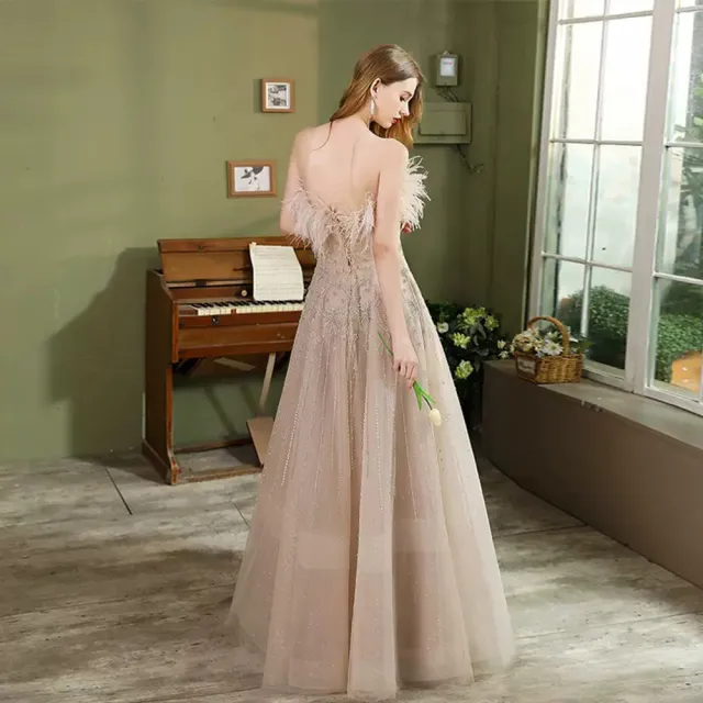 【女神婚紗禮服】輕奢夢幻羽毛抹胸蝴蝶鑲鑽無袖A字傘裙晚禮服PLGZ-2403粉色(演奏宴會敬酒 綁帶拉鍊晚禮服)