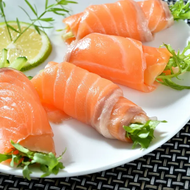 【鮮綠生活】智利頂級原料煙燻鮭魚切片 共6包(250g±10%/包)
