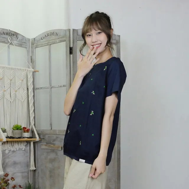 【Hana Mokuba】花木馬日系女裝針梭織拼接清新休閒小花刺繡T恤(T恤)