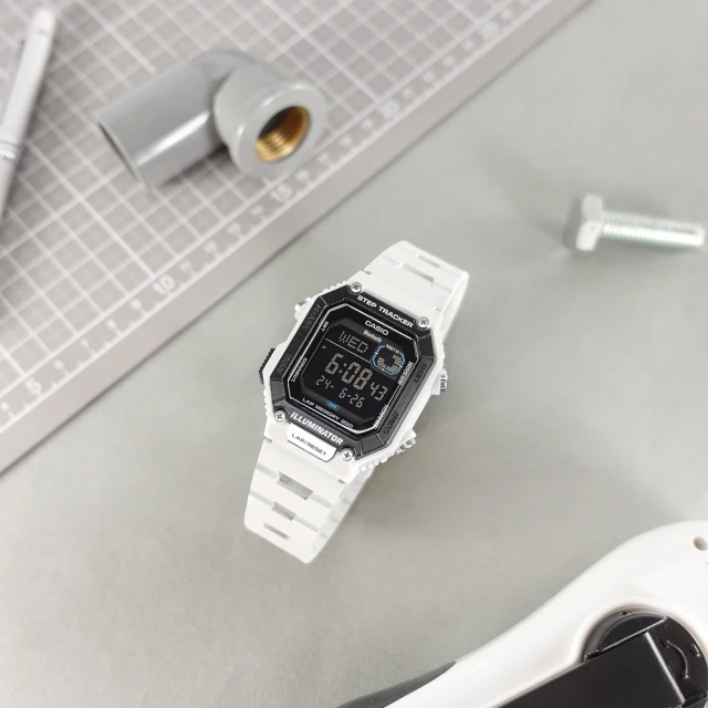 CASIO 卡西歐 藍牙計步 電子數位 防水100米 橡膠手錶 灰白色 36mm(WS-B1000-8BV)