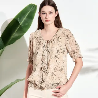 【TOWN’WEAR 棠葳】典雅印花荷葉雪紡上衣(中大尺碼/女上衣/女上著/透膚/清涼/領結/淑女)