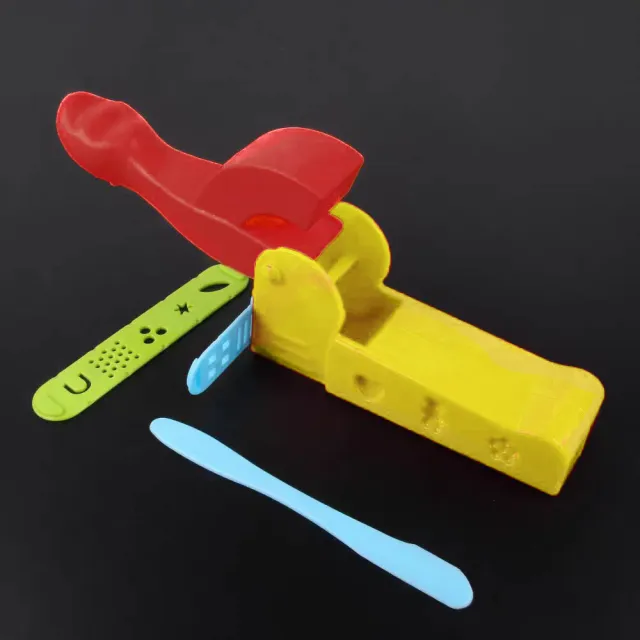 【居然好日子】泥膠機 黏土玩具 玩具 兒童玩具 黏土擠壓器 彩泥工具 手工黏土(黏土壓膜 黏土工具)