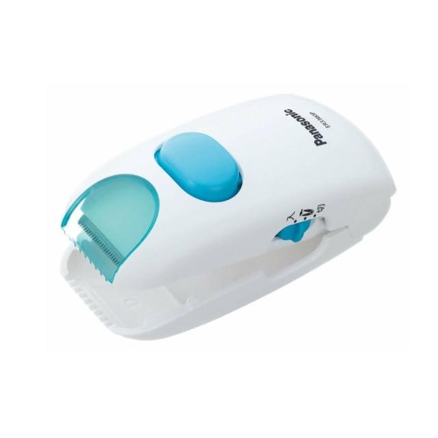  Panasonic國際牌 ER3300P 兒童專用電動理髮器，採用乾電池式電源，無水洗清潔設計，適閤家庭輕鬆為孩子剪髮。尺寸僅高11.5cm x 寬5.7cm x 深4.7cm，重量約160g（含電池），ABS塑膠外殼輕巧耐用。配件包含保養油、清潔刷及中日文說明書，日本製造品質保證。個人衛生用品，一經拆封使用影響退貨許可權。關鍵特點：兒童安全設計、無段數調節、混色撞色系外觀，完美家用兒童理髮工具。 