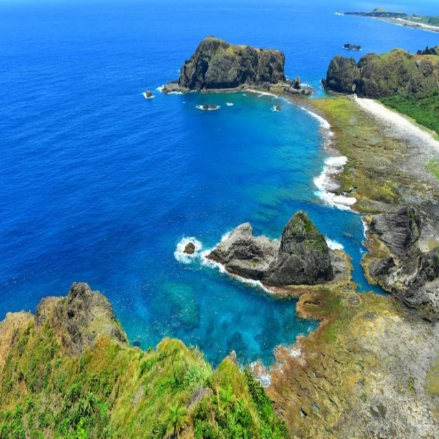 喜鴻假期 【馬祖南北竿、東西莒３日】北海坑道搖櫓、東西莒環島