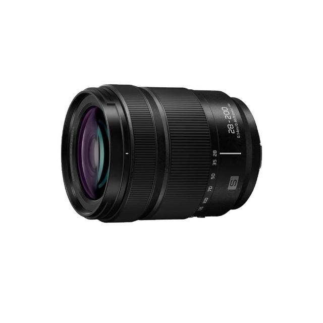  Panasonic 國際牌 LUMIX S 28-200mm F4-7.1 MACRO 鏡頭，專為 L-Mount 相機設計，提供強大望遠變焦功能，重量僅 401g~600g，輕巧便攜。公司貨正品，註冊享有 12 個月保固（詳細以官網公告為主：http://panasonic.com.tw，原廠服務專線 0800-098800）。適合攝影愛好者捕捉遠距細節，內建微距功能，提升拍攝多樣性，是專業與業餘的理想選擇。 