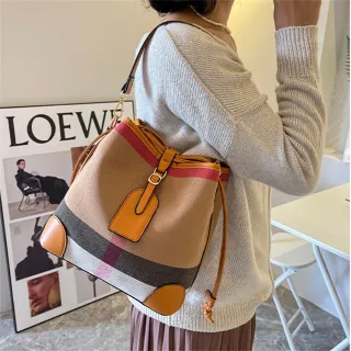 【MoonDy】交換禮物 水桶包 女生包包 腋下包 斜背包 肩背包 側背包 帆布包 帆布水桶包 韓國包包 正 