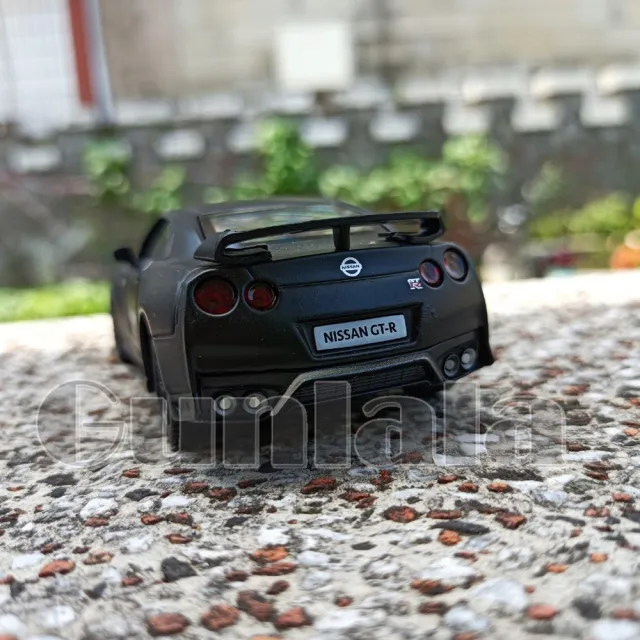 1:37 NISSAN GTR 模型車(東瀛戰神 日產 R35 GT-R Skyline)