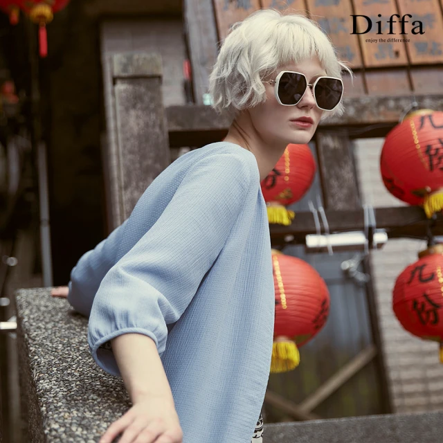 Diffa 立體泡泡面感拉鍊式外套-女