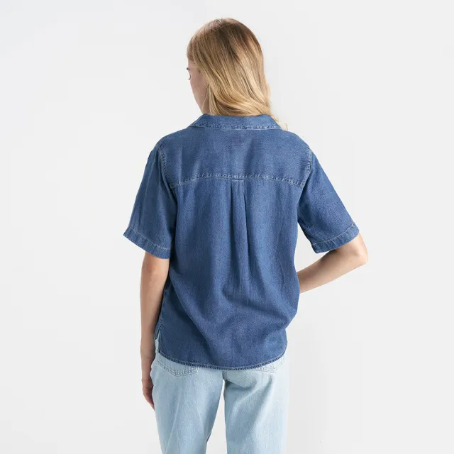 【LEVIS 官方旗艦】女款 短袖牛仔襯衫 / 莫代爾輕磅丹寧 人氣新品 A7175-0006