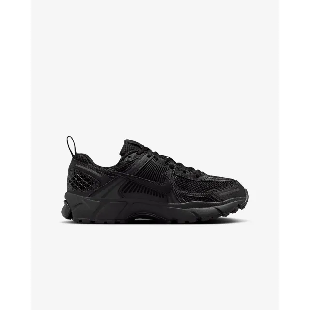 【NIKE 耐吉】運動鞋 慢跑鞋 女鞋 中大童 男鞋 VOMERO 5 GS Triple Black 黑色 復古 Y2K 反光(HF6998001)