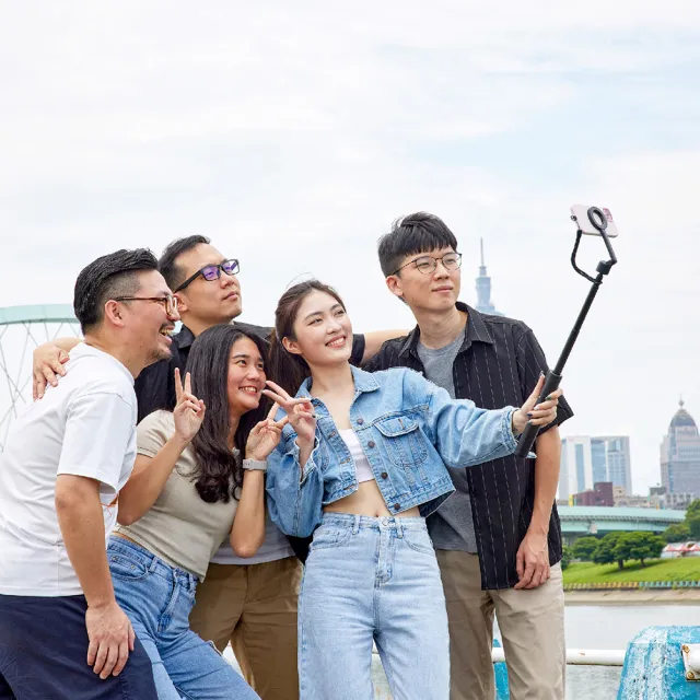 【ADAM 亞果元素】SELFIE Pro 藍牙腳架磁吸自拍棒(自拍棒本體＆磁吸LED補光燈)