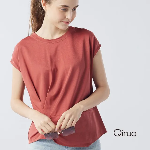 【Qiruo 奇若名品】小包袖左邊衣下擺抓皺 棉織布淺磚紅短袖上衣1305A
