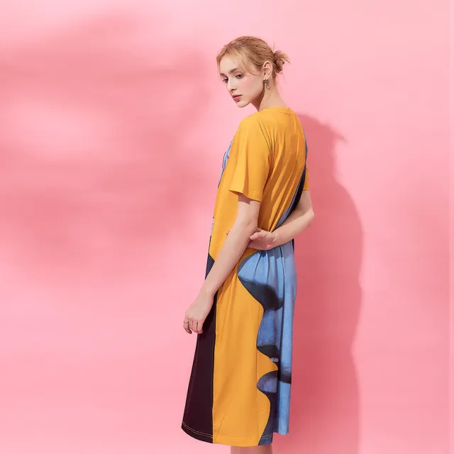 【ICHE 衣哲】Cop.Copine 法式手繪塗鴉時尚休閒系造型長版洋裝