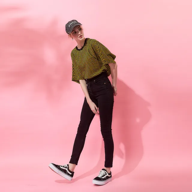 【ICHE 衣哲】Cop.Copine 法式時尚休閒條紋落肩五分連袖百搭造型上衣