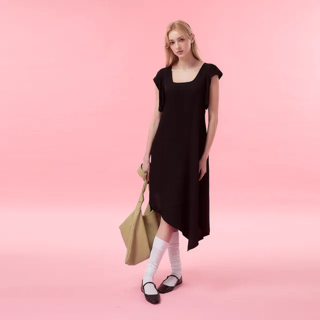 【ICHE 衣哲】Cop.Copine 法式輕奢光澤感方領層次拼接不規則造型長洋裝