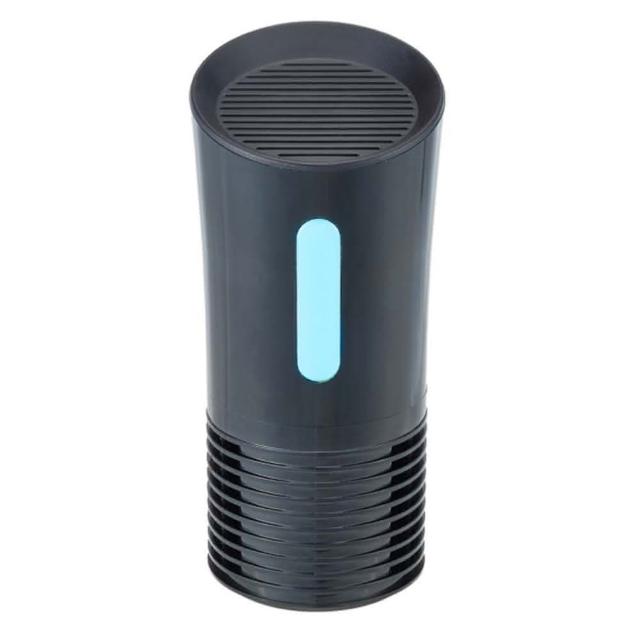 DigiMax DP-3X6 是一款專為車用設計的負離子空氣清淨機，尺寸僅75x73x161 mm，輕巧易置放於車內。採用高品質塑膠材質，臺灣製造，透過負離子技術有效淨化車內空氣，消除異味、過敏原，讓駕駛與乘客享有清新舒適的行車環境。適合日常通勤或長途旅行，提升車輛衛生與健康。