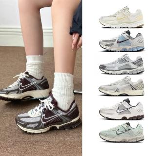 【NIKE 耐吉】休閒鞋 慢跑鞋 運動鞋 工裝 NIKE ZOOM VOMERO 5 男鞋 女鞋 白米 奶茶(FQ6868111&)