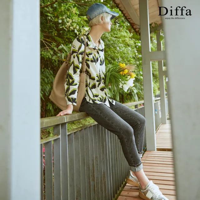 【Diffa】歐風綠葉立領設計上衣-女