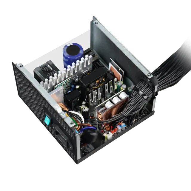 【DeepCool】九州風神 PN750D 750W 金牌 電源供應器(直出線/ATX3.1/PCIE 5.1)