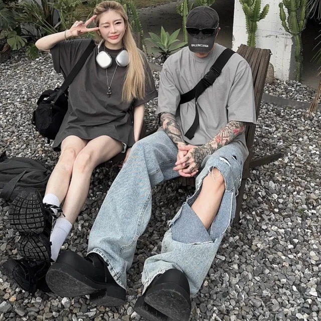 【AMERO】男裝 女裝 短袖寬大素面短T(男裝 女裝 短袖寬大素面短T 落肩 情侶裝)