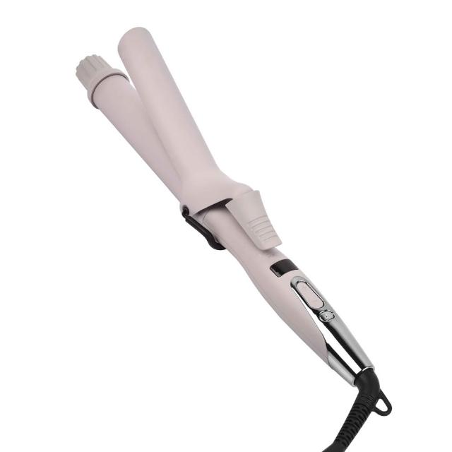 KINUJO 磨砂陶瓷電棒採用高品質陶瓷塗層，提供均勻熱力與順滑使用體驗。32mm 寬口設計適合加強捲度，適用於所有髮質，並具備全電壓與一般插頭式設計，方便居家與旅行使用。提供1年保固，品質值得信賴。