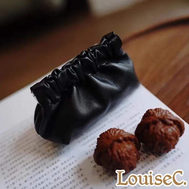 【LouiseC.】Tree House 羊皮皺褶設計彈片式夾口零錢耳機卡片收納真皮包-5色(真皮包包 MDZM8491)