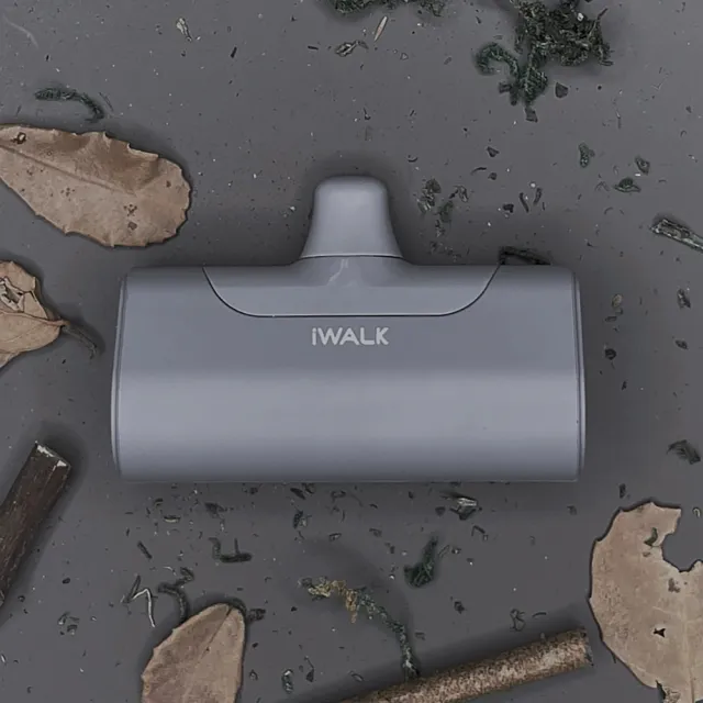 【iWALK】四代 4500mAh 直插式口袋行動電源(Lightning/Type-c接頭任選)