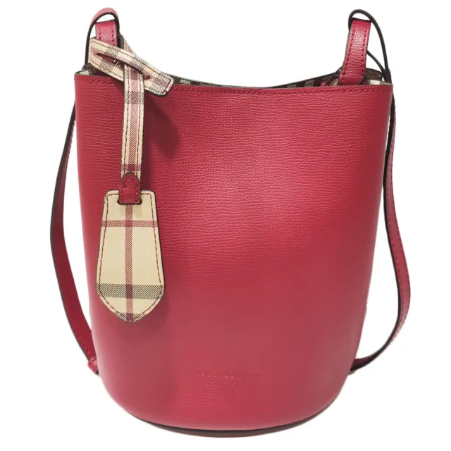 【BURBERRY 巴寶莉】40571531 經典素色質感皮革水桶款肩背/斜背包(紅色)（其他規格）