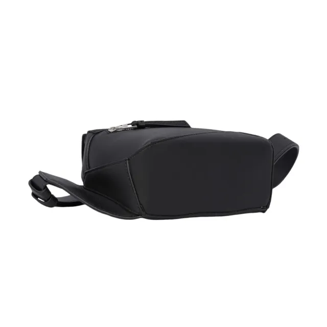 【LOEWE 羅威】Puzzle 經典小牛皮迷你腰包(黑色)