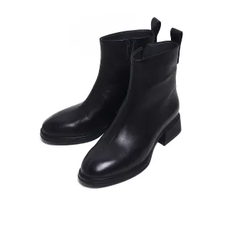 【KOKKO】簡約經典質感牛皮素面短靴(黑色)