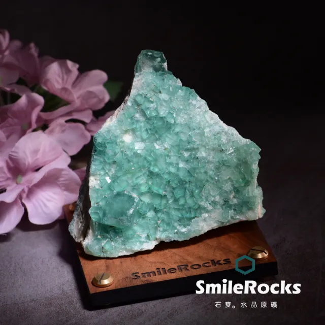 【SmileRocks 石麥】石麥水晶原礦  綠螢石帶圍岩原礦No.620391050(SmilePad 9X9底板)