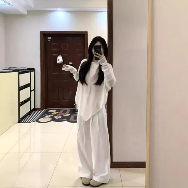 【D.studio】韓版溫柔蝙蝠袖不規則針織上衣(毛衣 長袖上衣 女裝 衣服 長袖t恤 發熱衣 保暖上衣 冬裝 W517)