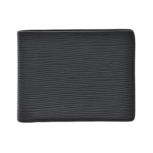 高階皮革製成的 LV M60662 經典 EPI 水波紋 MULTIPLE 三卡交叉短夾，黑色素面設計，簡約時尚，適合男女使用，為歐系精品風格的完美選擇。