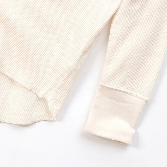 【Hanes】官方直營 女款-UNDIES系列 women鬆餅華夫格無肩線長袖上衣內衣 經典設計款(任選米色/黑色)
