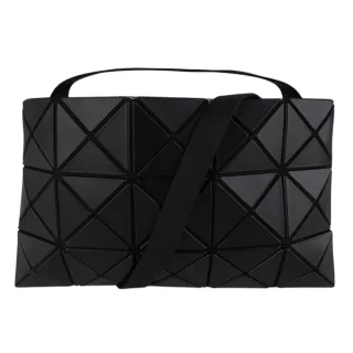 【ISSEY MIYAKE 三宅一生】透光幾何方格3x5斜背扁包(霧面黑)